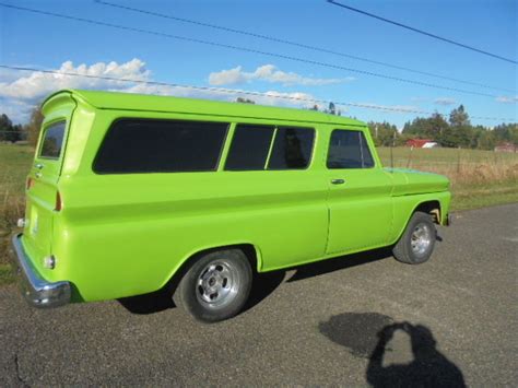 1966 GMC Suburban Carryall Sublime Green Automatic New Upholstery