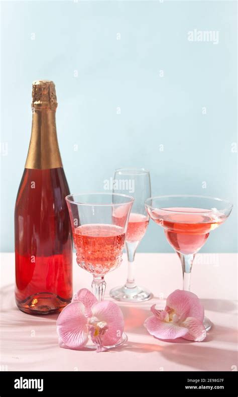 Rosa Champagner Stockfotos Und Bilder Kaufen Alamy