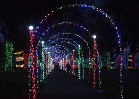 Tunnel Of Lights Graces Blossom Heath Park In St Clair Shores This