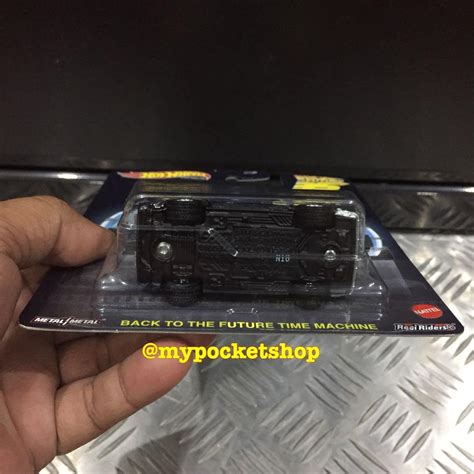 Hot Wheels BACK TO THE FUTURE TIME MACHINE 2020 Hotwheels BTTF