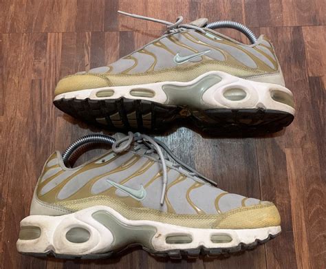 NIKE AIRMAX TN on Carousell