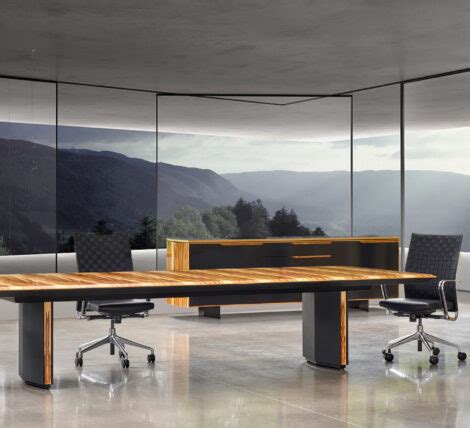 Modern Conference Table - Ambience Doré