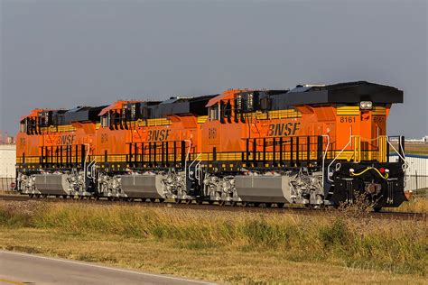 Bnsf Light Engine Freshly Painted And Flickr