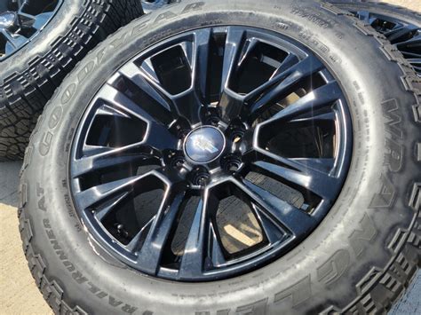 Chevy Silverado Trail Boss Gmc Sierra Oem Wheels Rims