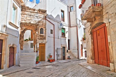 Putignano Cosa Vedere Meteo Monumenti Viaggi Itineranti