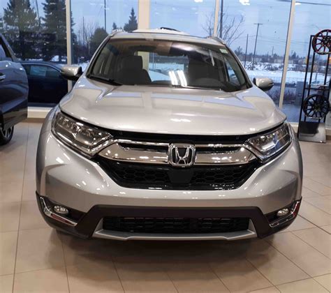 Showroom Showoff 2019 CR V Touring Dow Honda