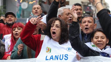 Marcha Por El Día Del Trabajador La Cgt Ratificó El Paro Del 9 De Mayo Y La Izquierda Hizo Su