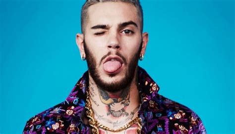 Emis Killa In Mutande Mostra Ancora Il Pacco Le Nuove Foto Bitchyx