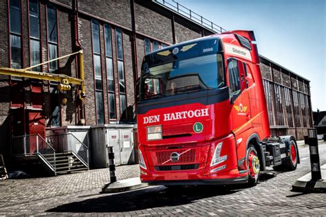 Volvo Fh Aero Trekkers Voor Den Hartogh Logistics