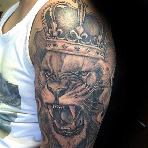 Ja! 34+ Vanlige fakta om Lion With Crown Tattoo: Colored crown with ...