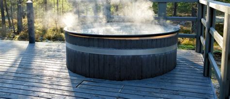 Can I Use A Hot Tub When I M Pregnant Upmc Healthbeat