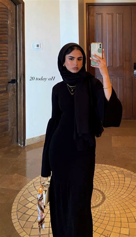 Pin By Jaydee On Mehh Hijab Fashion Inspiration Hijabi Fashion