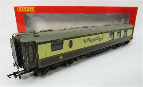 N Gauge Peco Sl U F R H Point Medium Radius Turnout Code Unifrog