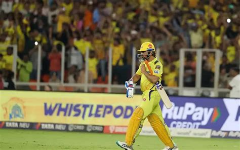 3 Players Who Can Replace Ms Dhoni As Csk Skipper In Ipl 2025