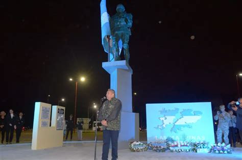 Fotos Emotiva Vigilia En Homenaje A Los Ca Dos En Malvinas Ex