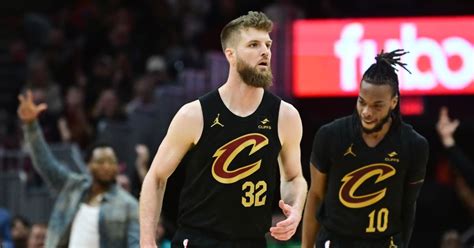 Dean Wade Takes Over In Cavaliers Fourth Quarter Comeback Victory Over