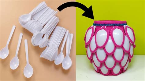 25 ideas geniales para hacer manualidades con cucharitas de plástico