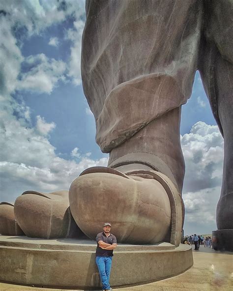 A Size Comparison Of A Human And A Toe Of The Worlds Tallest Statue