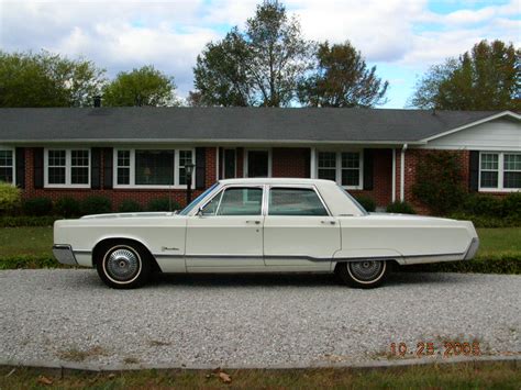 1967 Chrysler Newport - Information and photos - MOMENTcar