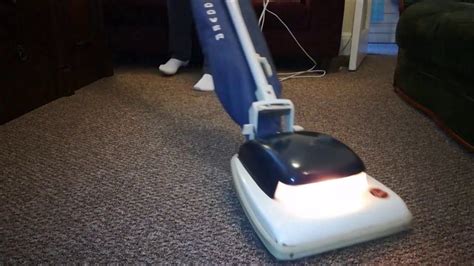 Vintage 1973 Hoover Senior 6525c Upright Vacuum Cleaner Youtube