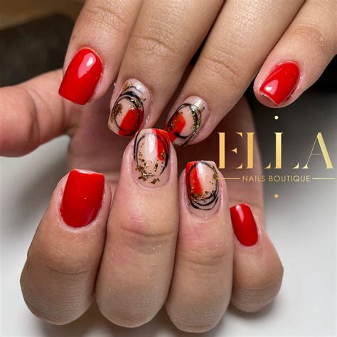 Uñas Rojas y nude Uñas pequeñas Uñas Manicura de uñas