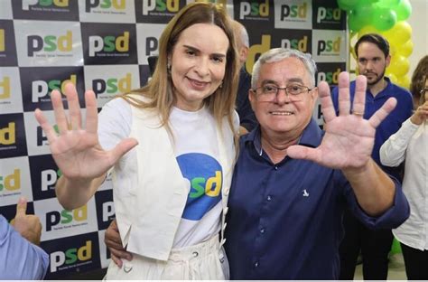 Ao Lado Da Senadora Daniella Ribeiro E Do Prefeito C Cero Lucena Arroz