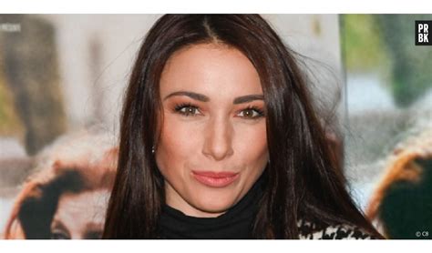 Delphine Wespiser Aux Commandes De Love Island Ce Chroniqueur