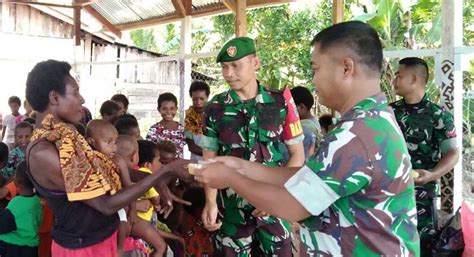 Dukung Program Penurunan Angka Stunting Koramil Mapurujaya