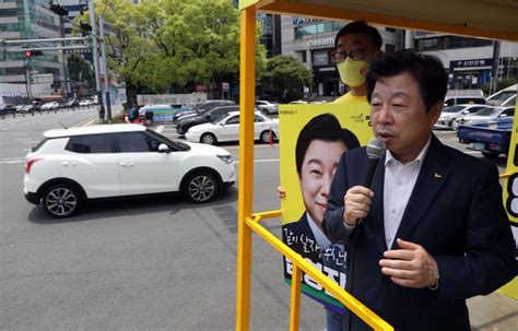 국힘 박형준 다시 태어나도 살고 싶은 부산민주 변성완 새로운 부산