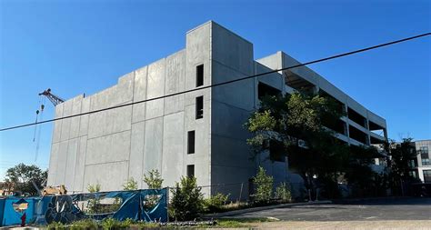 The Reservoir, 11 to 4 stories, 3 dozen buildings, 1,200 residential