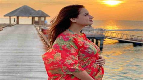 Dia Mirza’s Fan Shuts Trolls Questioning Her About Pregnancy Before Marriage