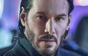 Keanu Reeves revela la verdad detrás su famosa foto triste Esta es