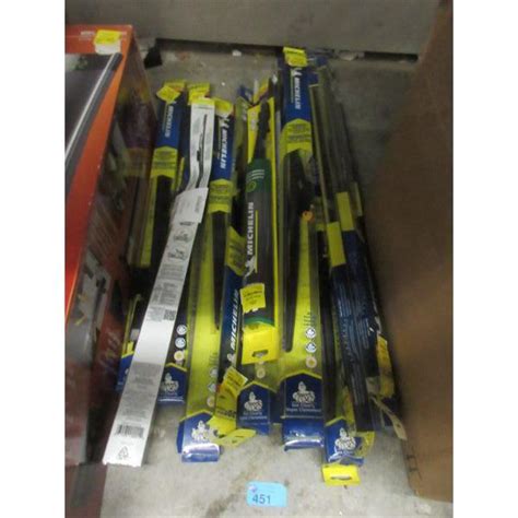 16 Assorted Michelin Windshield Wiper Blades