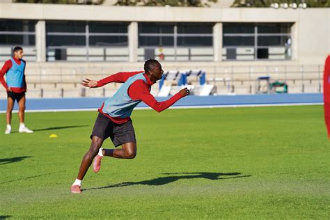 Umar Sadiq Asumo toda la presión La Voz de Almería