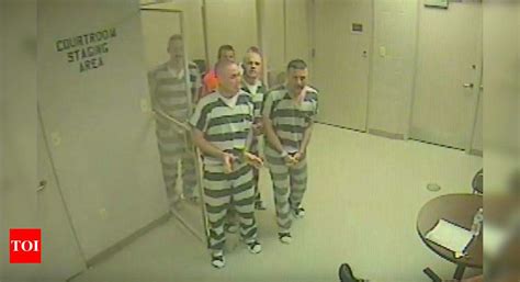 Us Inmates Break Out Of Jail To Save Guard Having Heart Attack Times