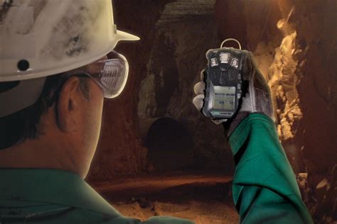 Detecting Danger Gas Detectors And Calibration Gases In Mining Safety