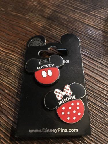 Disney Pin Set Mickey And Minnie Cute Icons Mickey And Minnie 2 Pins Antique Price Guide