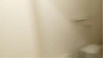 Desi busca gran culo botín follando gran polla negra en el baño lencería blanca XVIDEOS