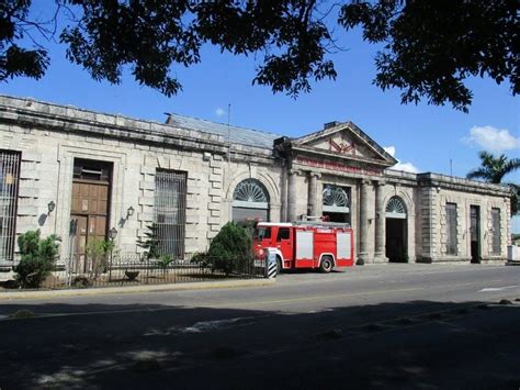 Realizar N Honras F Nebres A Los Ca Dos En El Cumplimiento Del Deber En