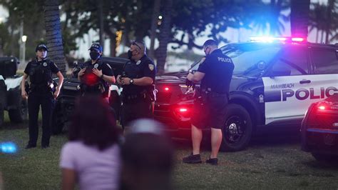 Miami Beach Police Arrest ‘at Least A Dozen For Violating Curfew Amid