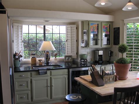 Dusty Coyote: The Desert House Kitchen...Today