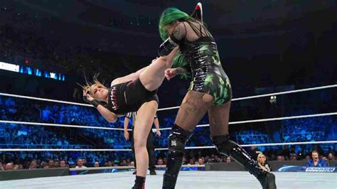 The Real Reason Why Ronda Rousey V S Shotzi Was Cut Short During Wwe