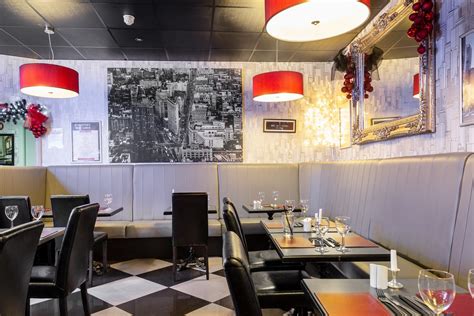 Reservations - Manhattan Bar and Grill