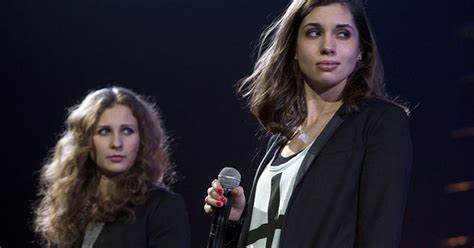 G Tribunal Da R Ssia Reduz Pena Para Integrantes Do Pussy Riot Not Cias Em Mundo