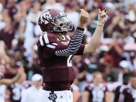 Video Johnny Manziel Threw His First Touchdown Pass Of The Season And