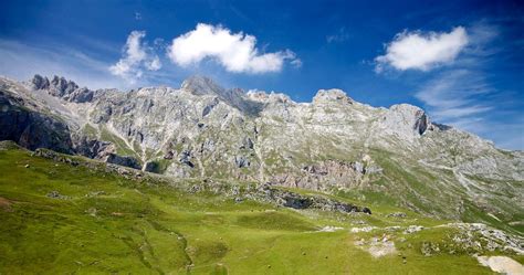 Picos De Europa Travel To Spain Cantabria Diversity In Green Spain