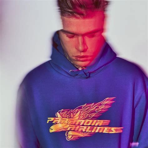 Fedez Lyrics, Songs, and Albums | Genius