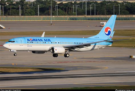 HL8240 Korean Air Boeing 737 8BK WL Photo By Tang Minxin ID 1568323