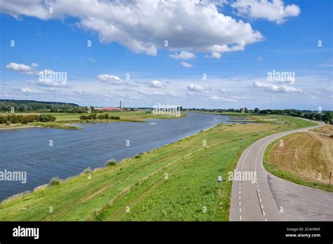 Dutch River Landscape Hi Res Stock Photography And Images Alamy