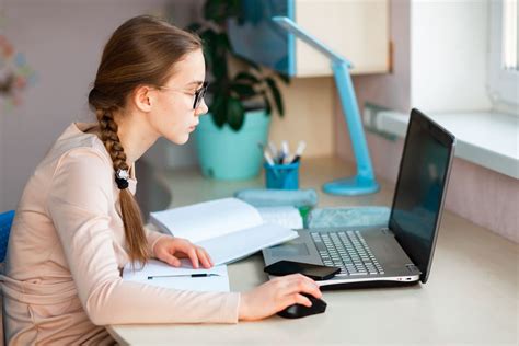 Online Learning And Teen Mental Health High Focus Centers